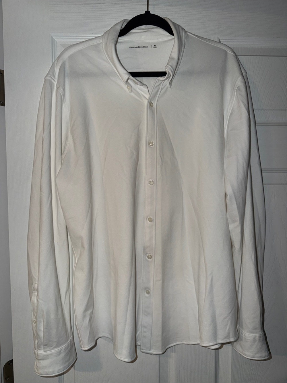 Abercrombie & Fitch Men’s Cream Button-Up Dress Shirt